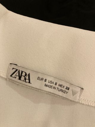 Conjunto fiesta top blanco y falda negra