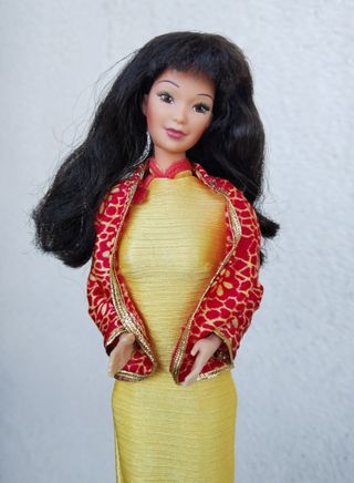 Barbie Oriental Dolls of the World Vintage dotw