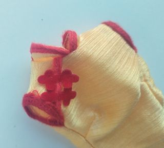 Barbie Oriental Dolls of the World Vintage dotw