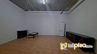 Local comercial en venta en Santoña