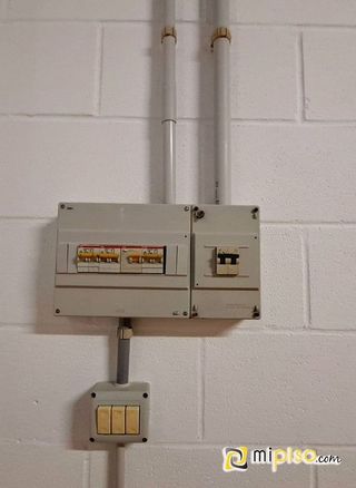 Local comercial en venta en Santoña