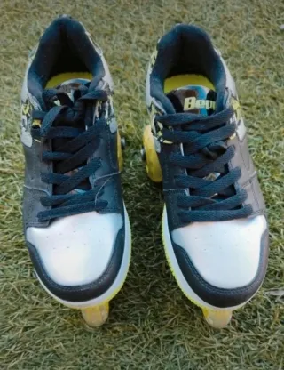 Zapatillas con ruedas para niños