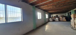 Nave industrial en venta en Bailén