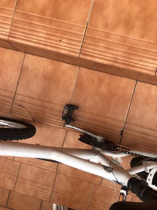 Bicicleta infantil BTWIN blanca