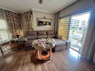 Piso en alquiler en Playa de la Fontanilla en Marbella