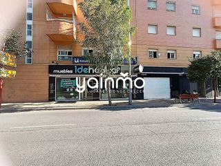Local comercial en alquiler en Renfe - Bulevar 1º y 2º Fase en Jaén