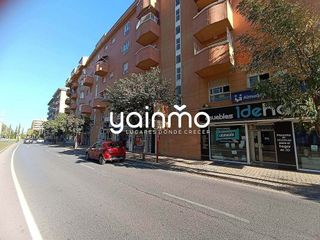 Local comercial en alquiler en Renfe - Bulevar 1º y 2º Fase en Jaén