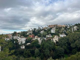 Piso en alquiler en Los Naranjos - Las Brisas en Marbella