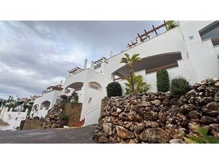 Piso en alquiler en Los Naranjos - Las Brisas en Marbella