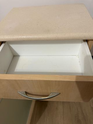 Mueble auxiliar con cajón y puerta de cristal