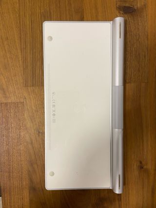 Teclado Apple Plata y Blanco