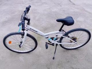 Bicicleta B'Twin Blanca