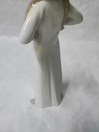 Figura Lladro Niña