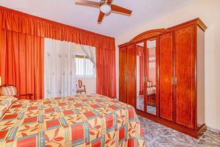 Casa adosada en venta en Loja