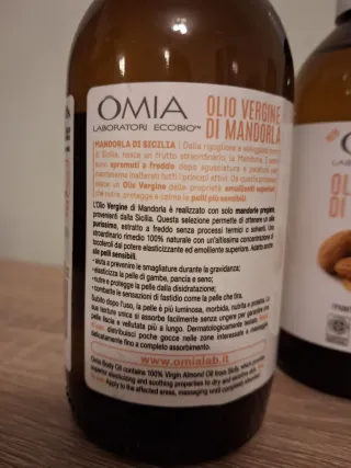 Omia Olio Vergine di Mandorla Puro