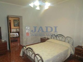 Chalet en venta en Valdepeñas