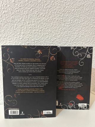 El libro de Azrael / The Book of Azrael (DIOSES...