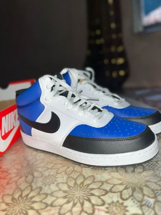 Nike Court Vision Mid Azul y Blanco