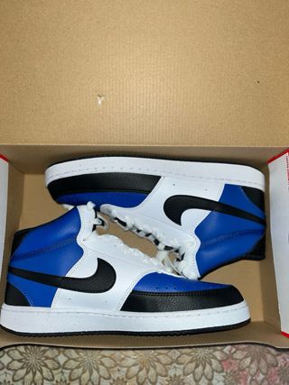 Nike Court Vision Mid Azul y Blanco