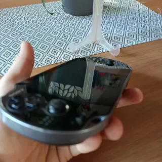 Sony PS Vita Nera 1004 con 4 Giochi + SD