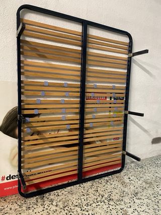 Somier de madera y metal