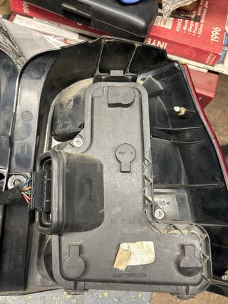 Pilotos Traseros Arosa/Lupo VAG