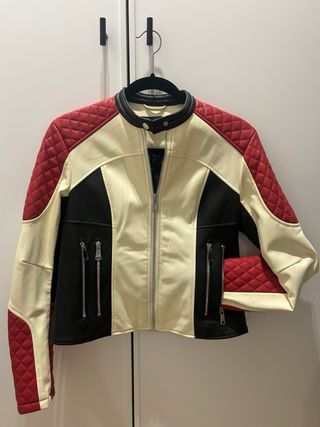 Cazadora Zara