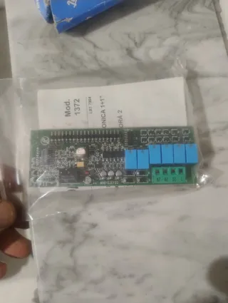 Urmet Agorà 2 Interfaccia Citofonica 1+n