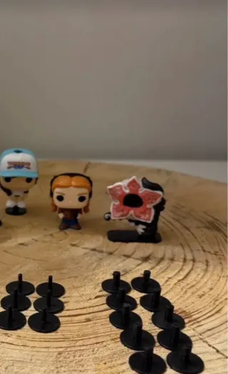 Soportes Funko Pop Stranger Things