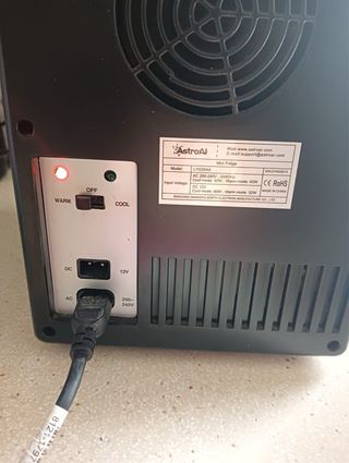 Nevera para cremas Astro AI súper nueva