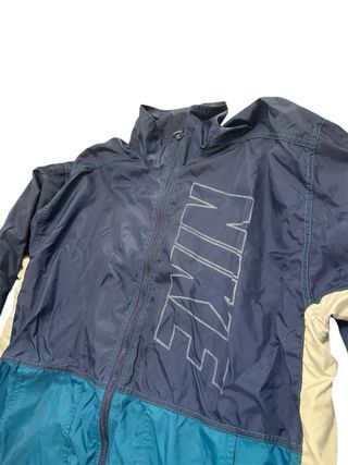 Chubasquero Nike Azul y Verde