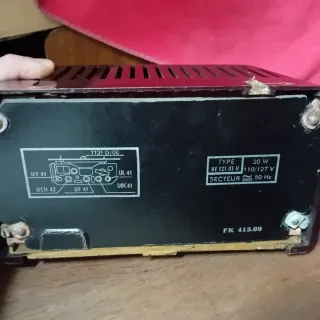 Radio vintage PHILIPS 121.01U