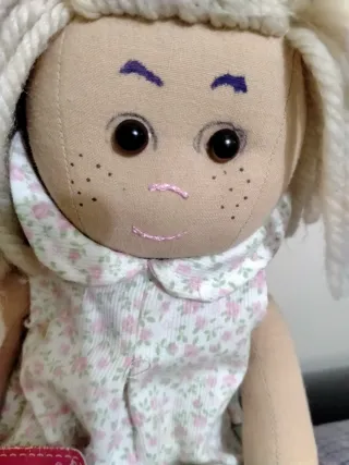 Muñeca de tela La Nina