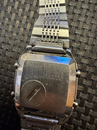 Reloj Seiko Calculadora-Alarma C859-5010