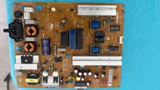 Placa base y fuente de alimentación TV LG 47LB630V