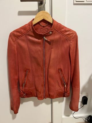 Chaqueta de piel roja Talla M
