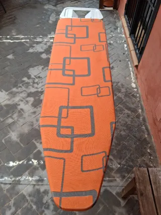 Tabla de planchar plegable