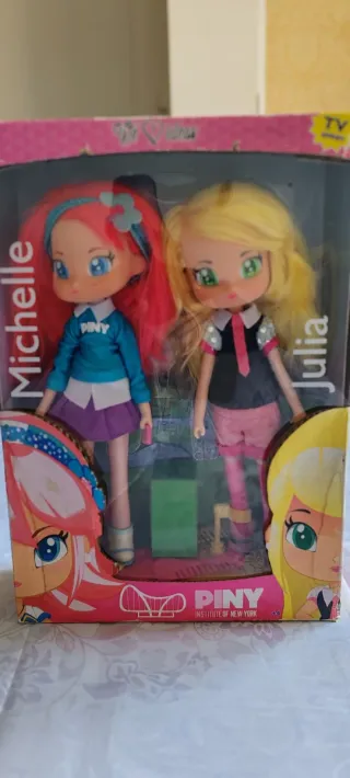 Muñecas Piny