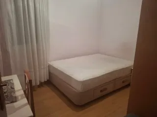 Se alquila  habitación