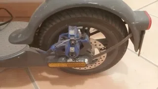 Patinete Eléctrico M365 + Casco Negro