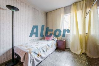 Piso en venta en Almenara en Madrid
