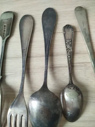 Lote cubertería antigua con sellos