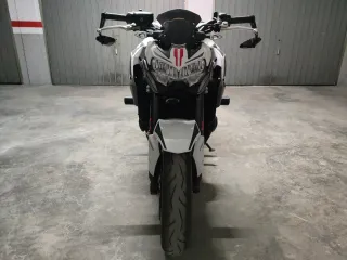 Kawasaki Z900 Full.