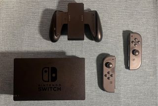 Nintendo Switch Gris + accesorios extra