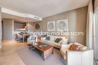 Piso en venta en Elviria en Marbella