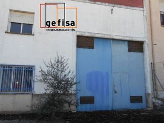 Nave industrial en venta en Valdepeñas