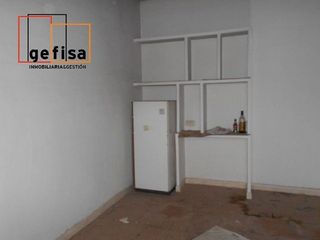 Nave industrial en venta en Valdepeñas