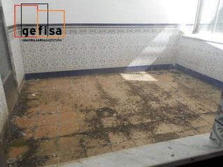 Nave industrial en venta en Valdepeñas
