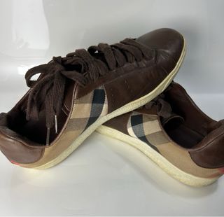 Zapatillas Burberry Talla 41 Marrón