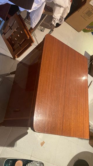 Máquina de coser Singer con mueble